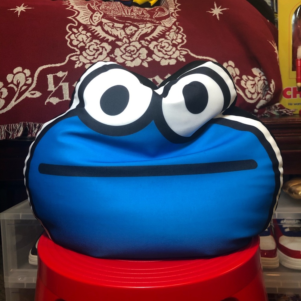 Bape Sesame St Camo Cookie Monster Face Cushion - Picture 5 of 6